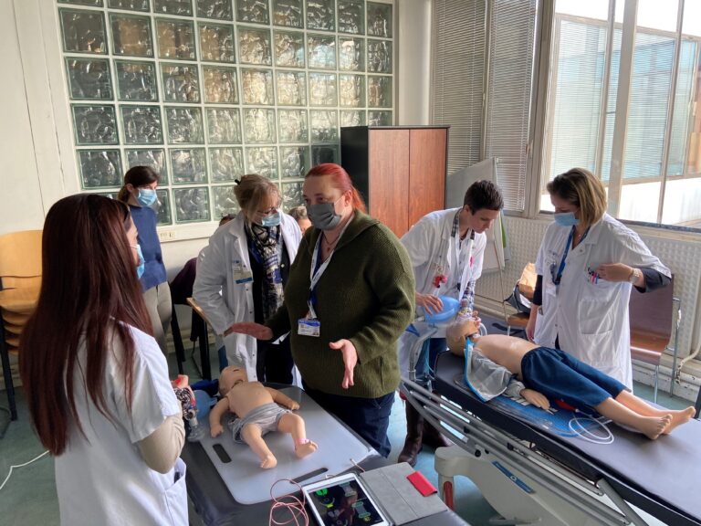 hopital-sainteperine-pratique