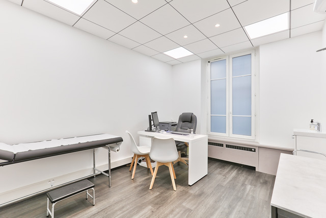 CABINET MEDICAL SAINT CYR OK-16 (3)