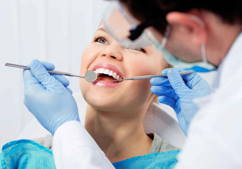 patiente et son dentiste